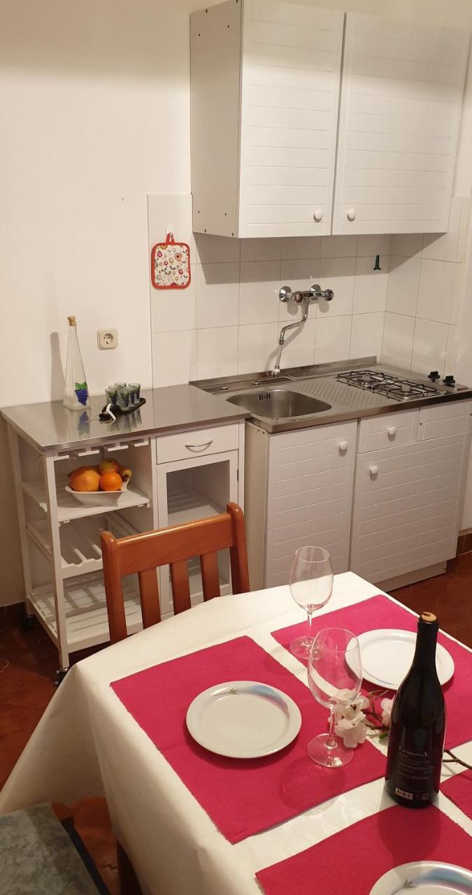 Sweet Apartment In Помер Екстериор снимка